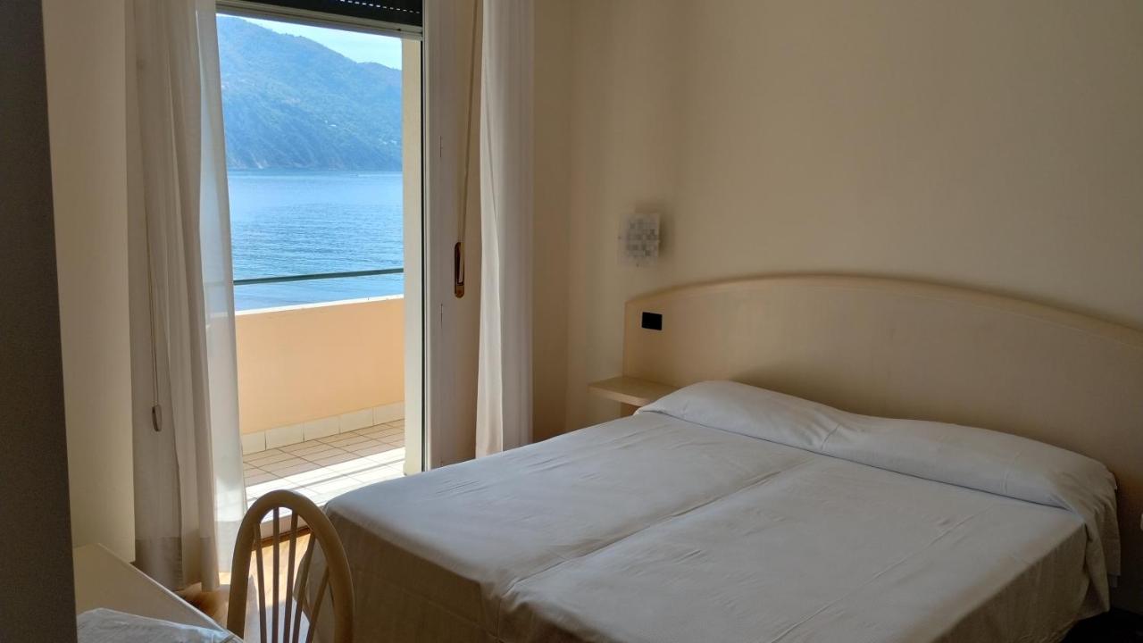 Hotel Elena Recco Exterior photo