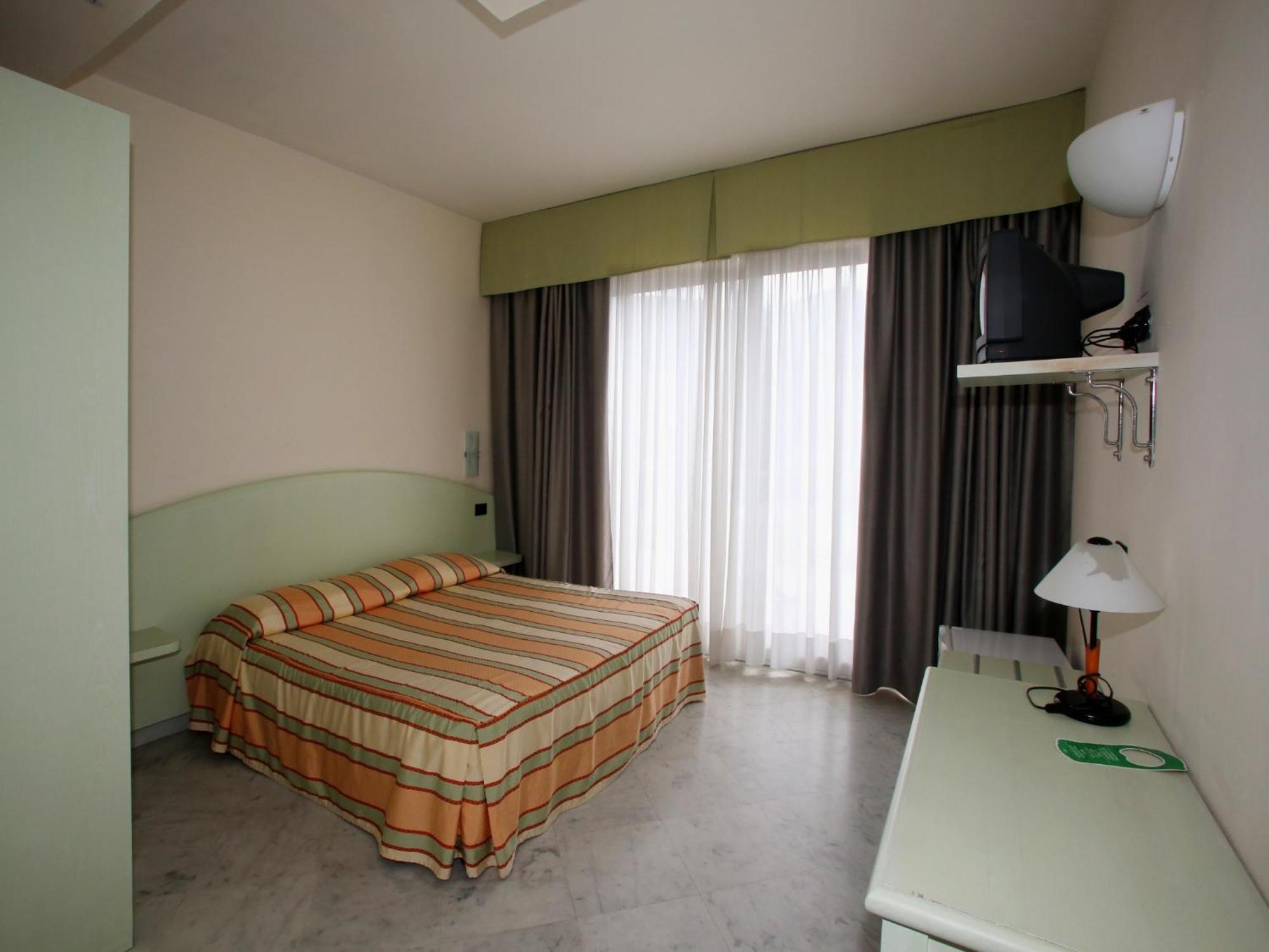 Hotel Elena Recco Room photo